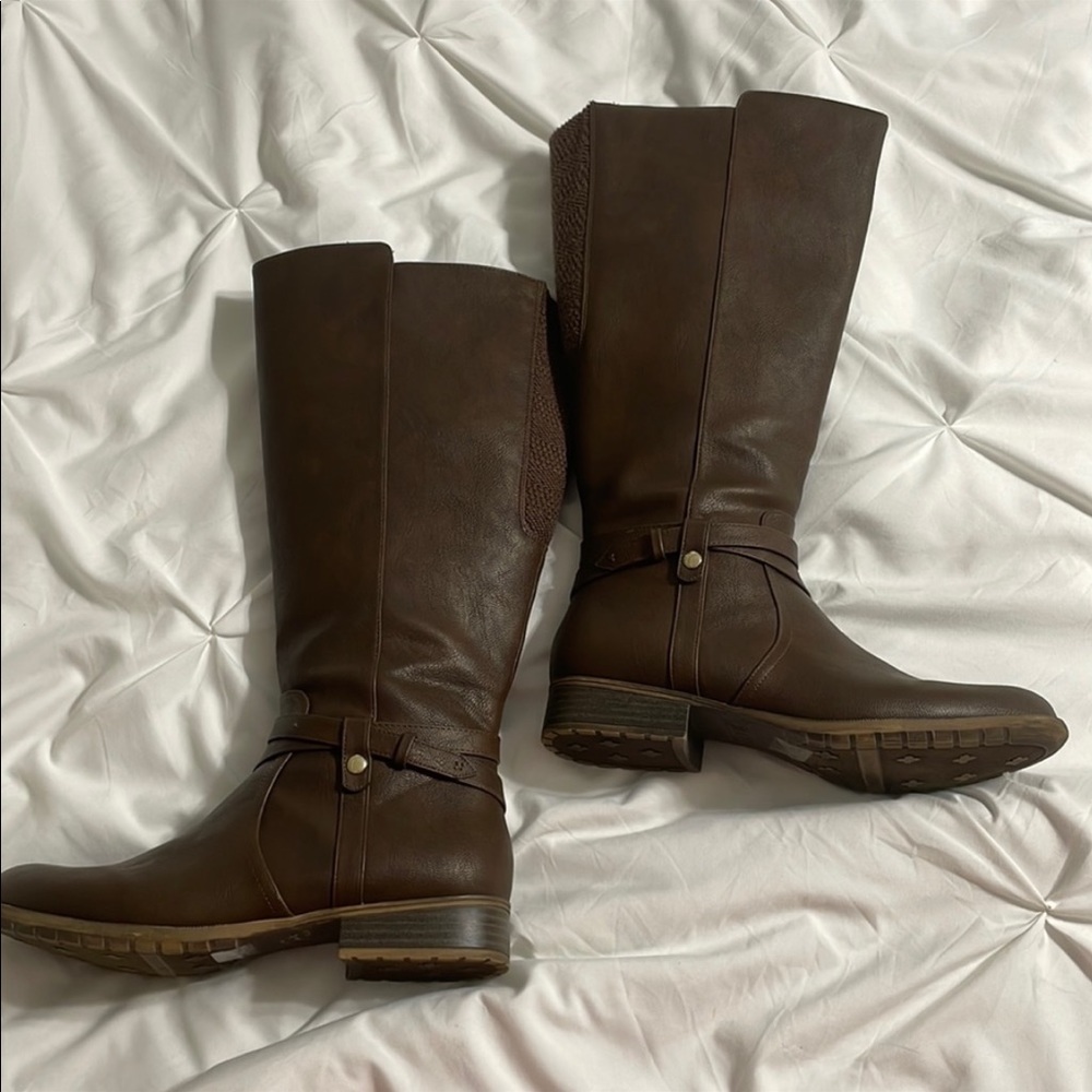 Women’s Life Stride Wide Calf brown boots size 9.5